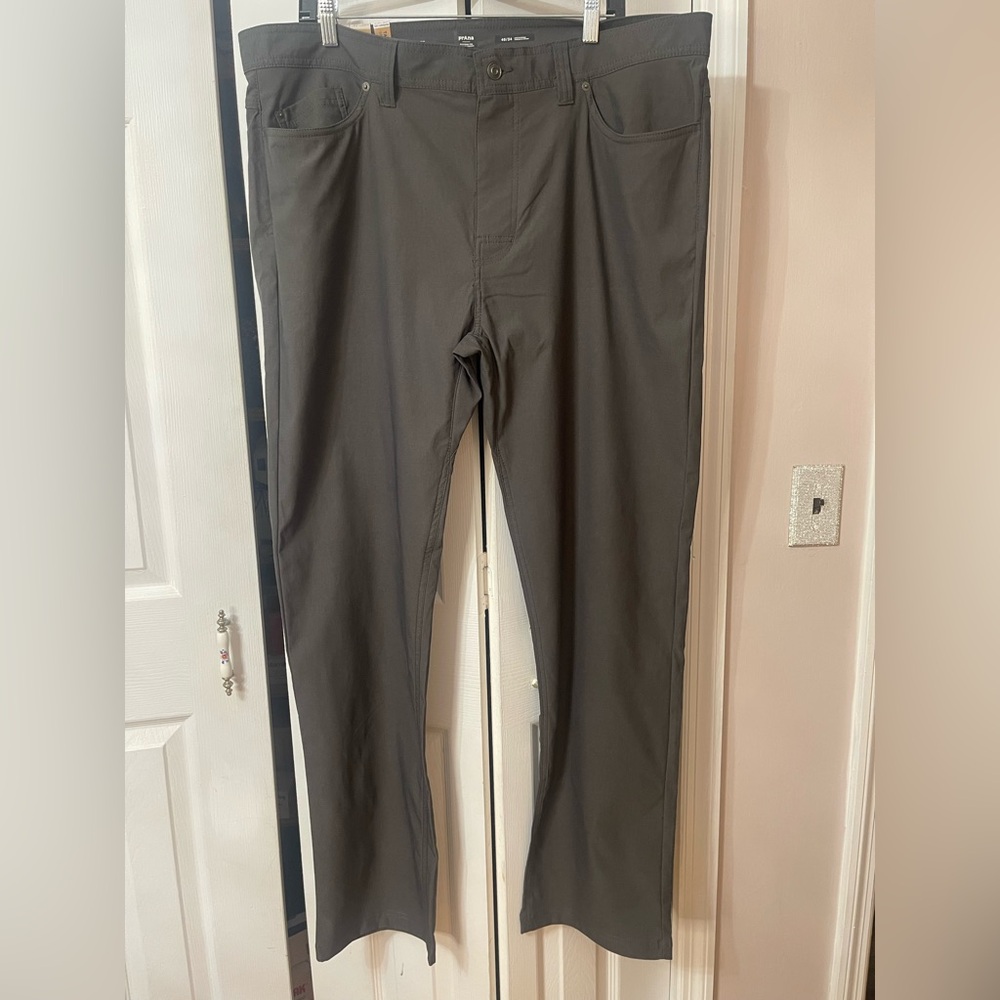 NWT Men’s prAna Brion Pants II color Iron gray 5-pocket Size 40/34